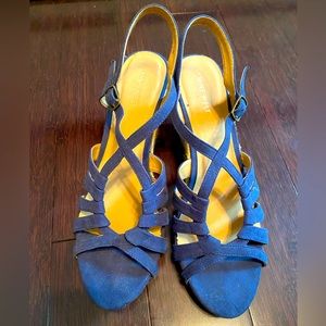 Nine West Navy blue wedge heels (Size 11)